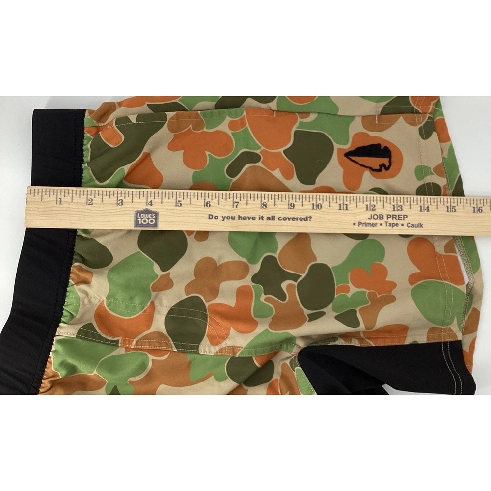 Tachuntfish Shorts men's Medium Green Camo Athletic Old Skool AUS Linerless - Picture 7 of 8